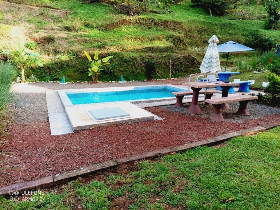 Cabana Con Piscina Venecia Exterior photo